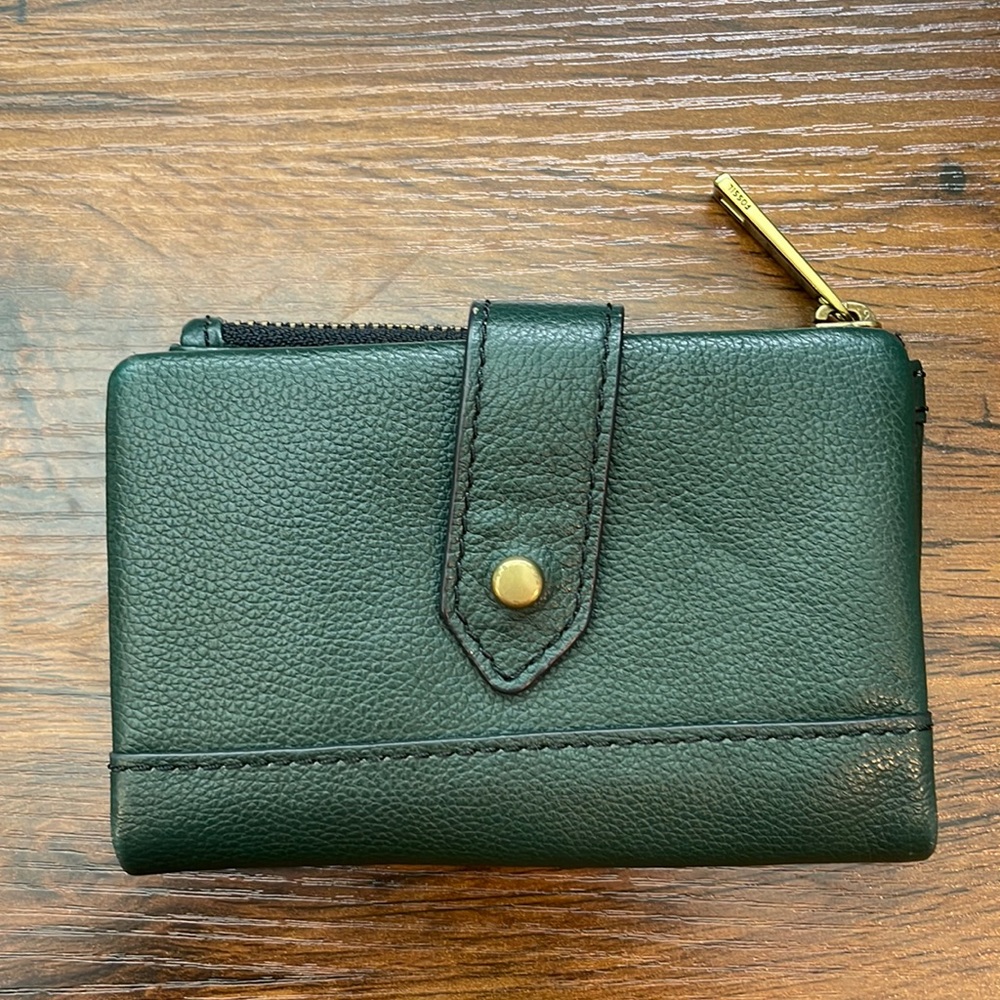 Fossil leather mini wallet